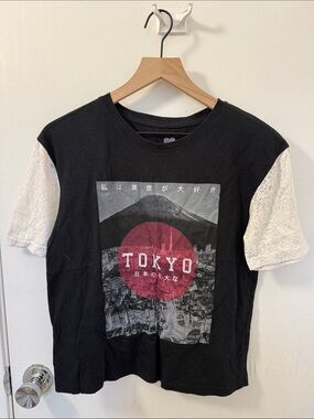2kuhl Tokyo Graphic Short Sleeve Tee - Black with White Sleeves